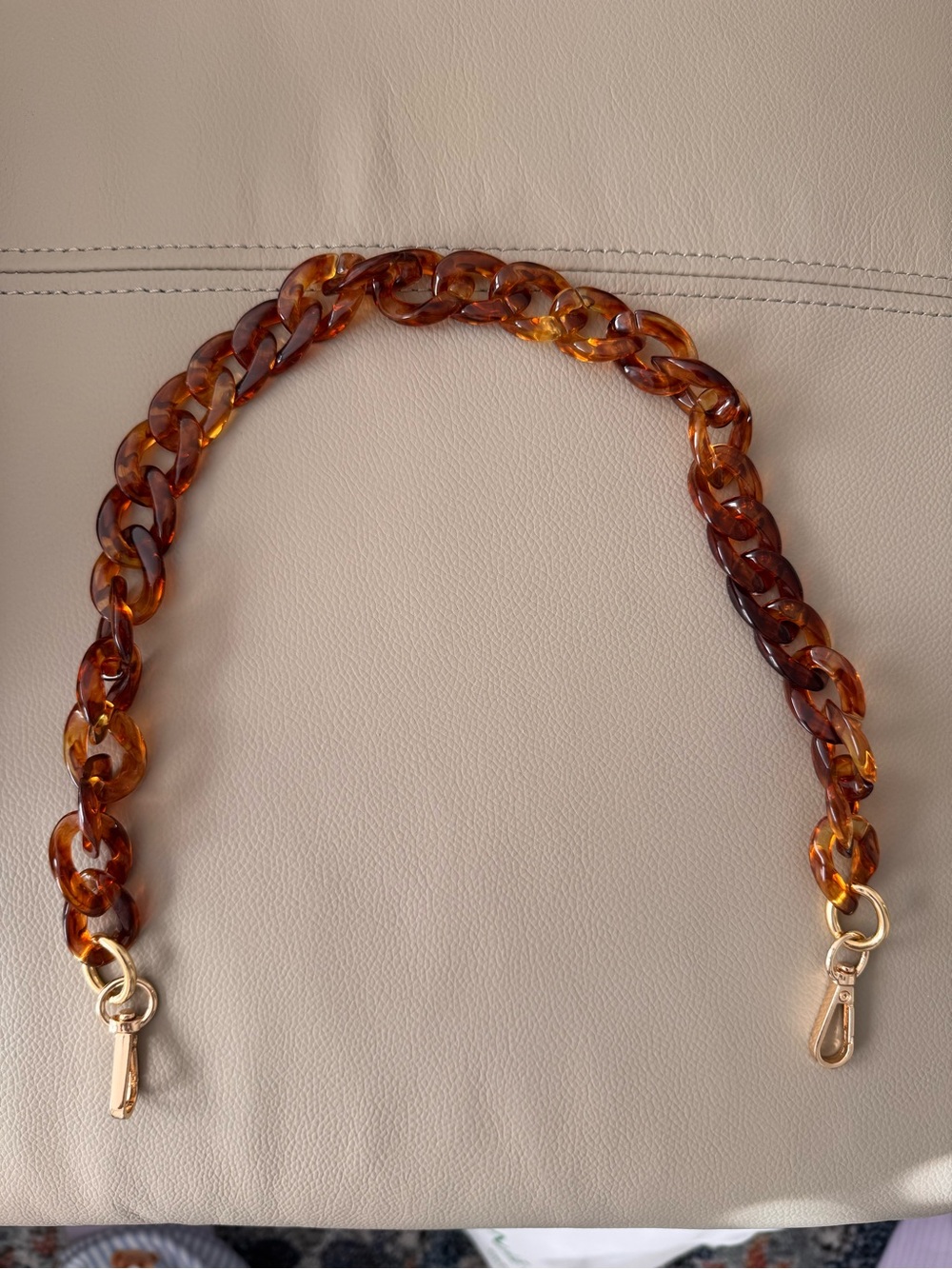 Tortoiseshell Resin Chain Strap with Gold Clips